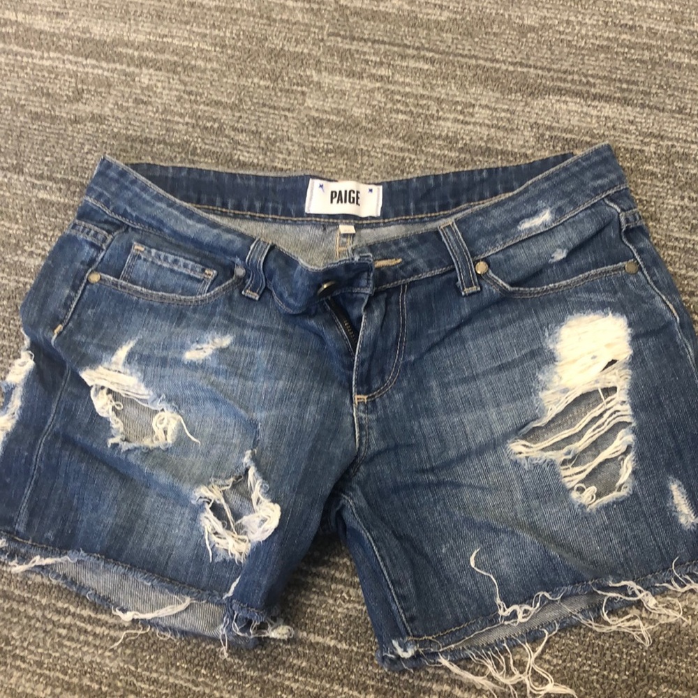 Paige denim shorts size 26